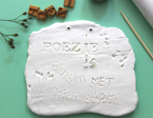 WORKSHOP MAAK JE EIGEN POËZIETEGEL!